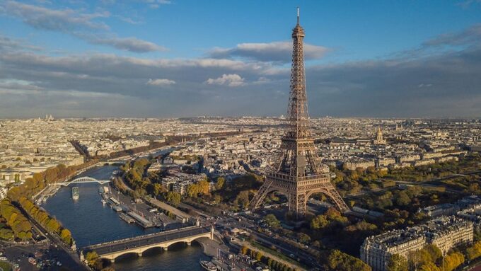 paysage-urbain-paris-vue-aerienne-tour-eiffel.jpg