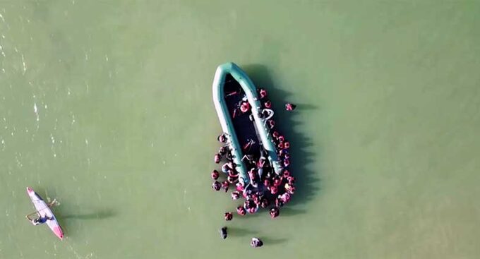 Calais-Douvres, l'exil sans fin 